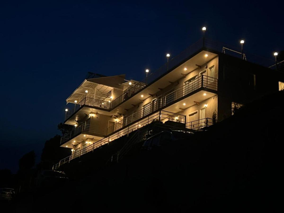 Onehouse Resort 兰斯顿 外观 照片