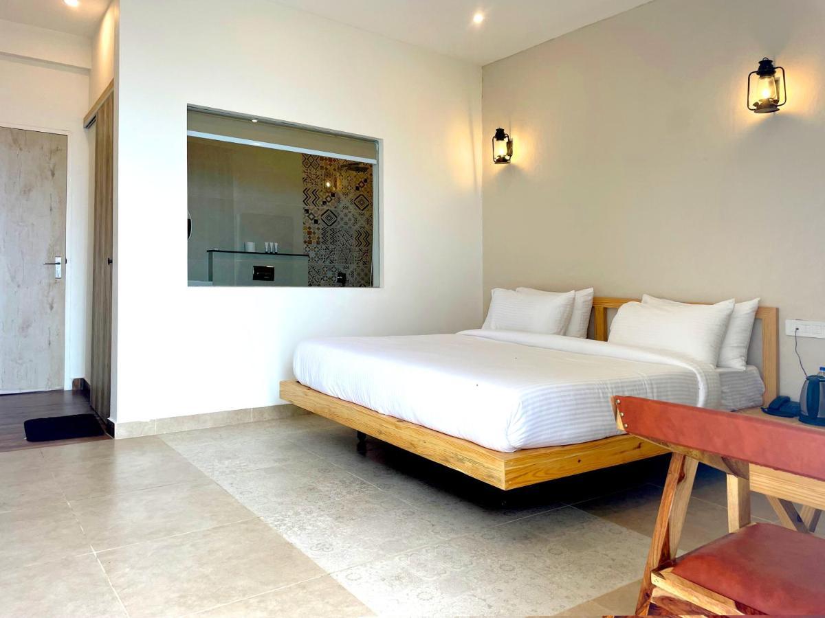 Onehouse Resort 兰斯顿 外观 照片
