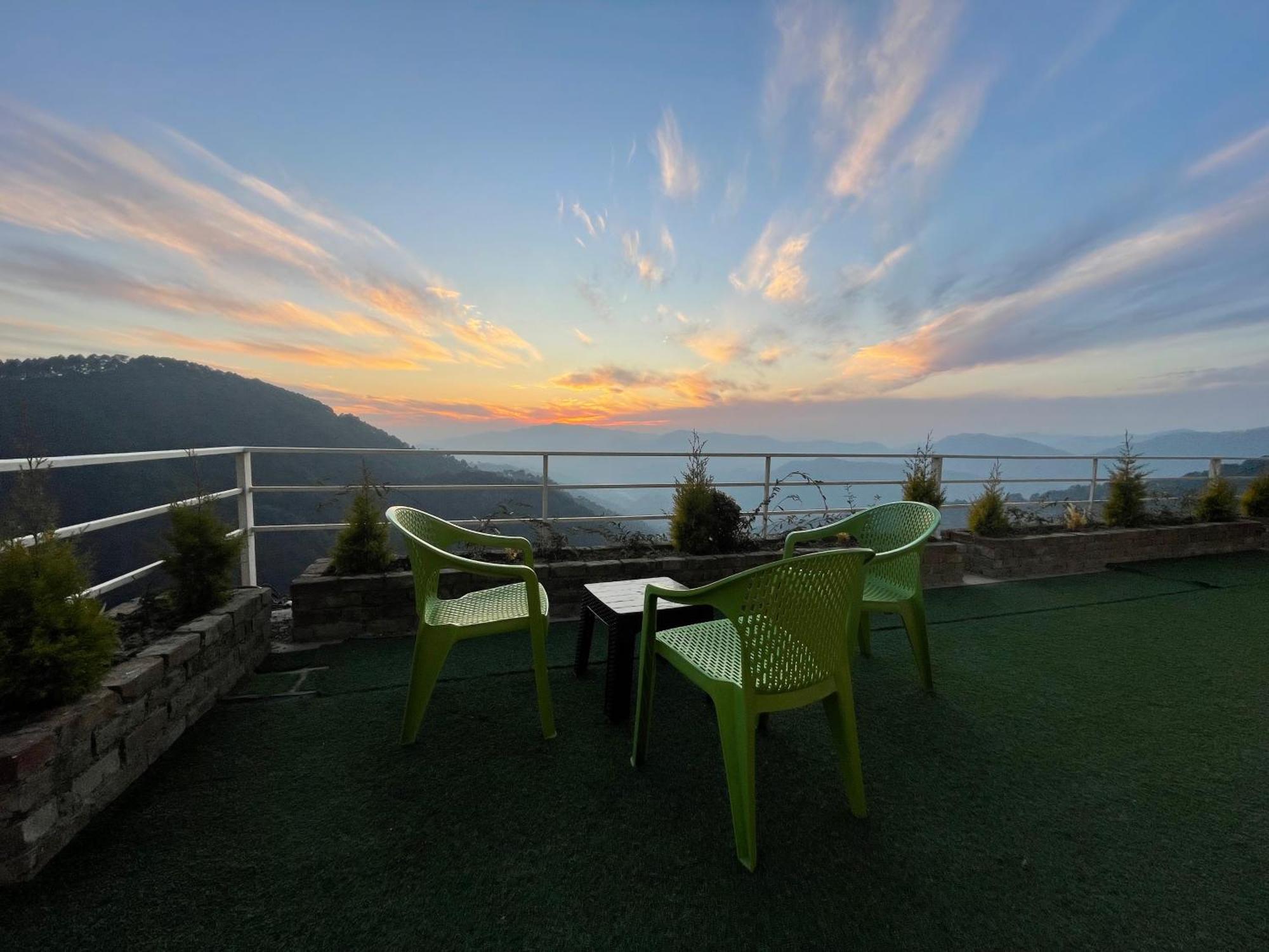 Onehouse Resort 兰斯顿 外观 照片