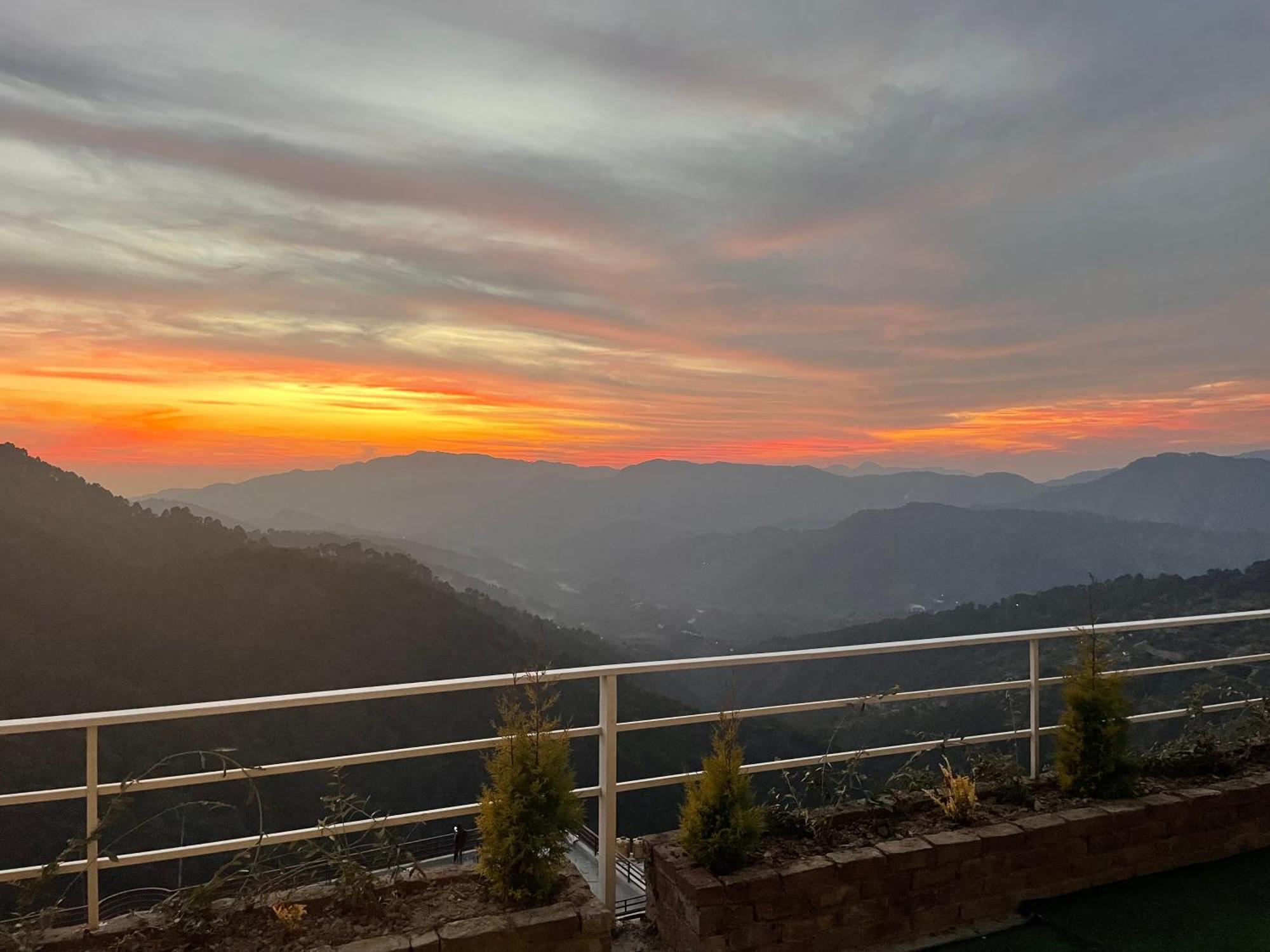 Onehouse Resort 兰斯顿 外观 照片