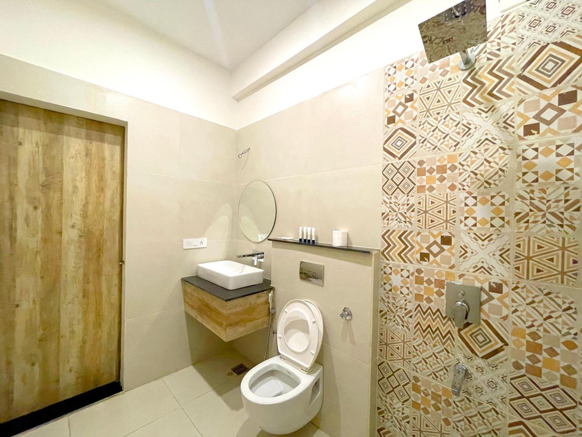 Onehouse Resort 兰斯顿 外观 照片