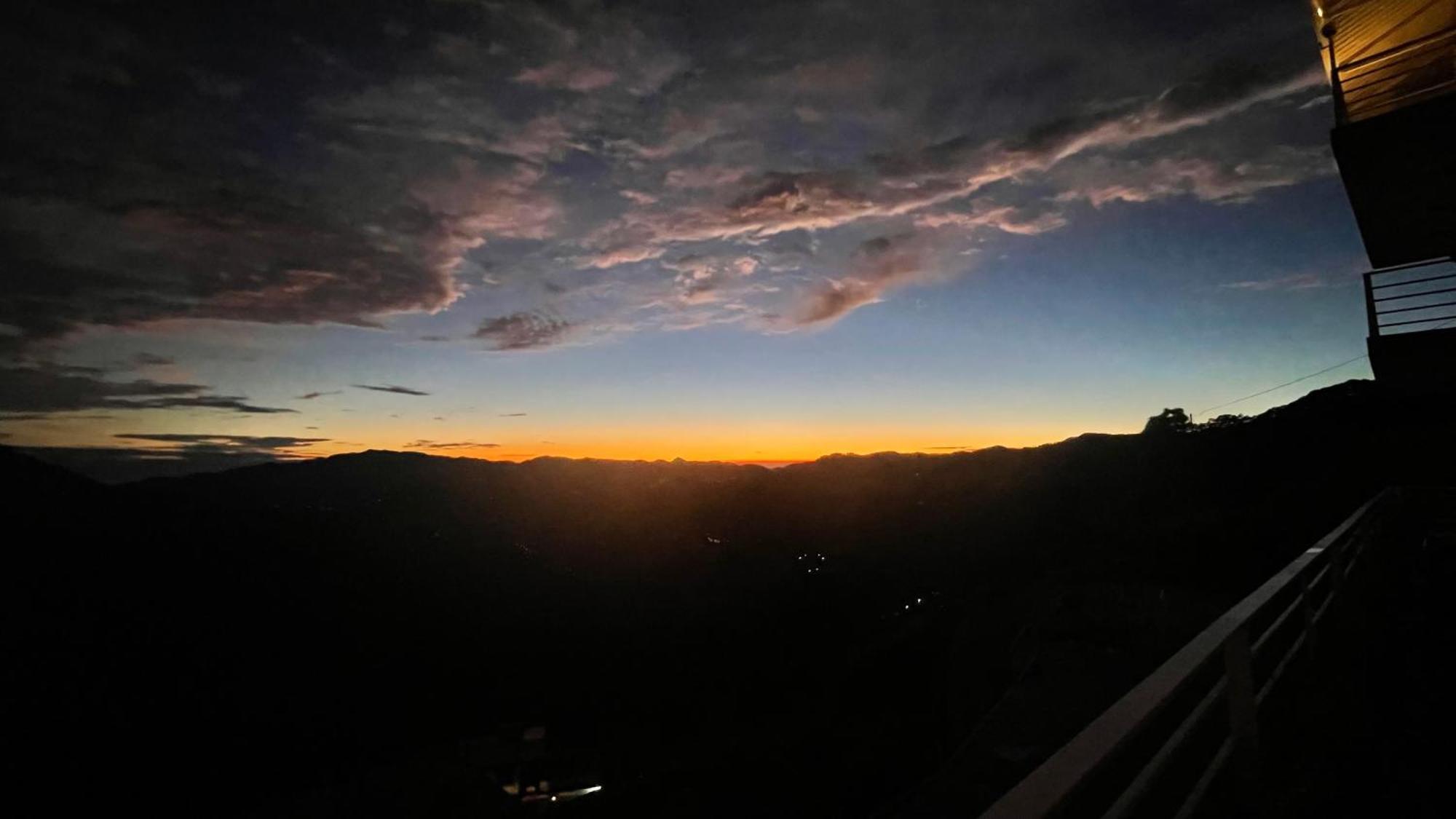 Onehouse Resort 兰斯顿 外观 照片